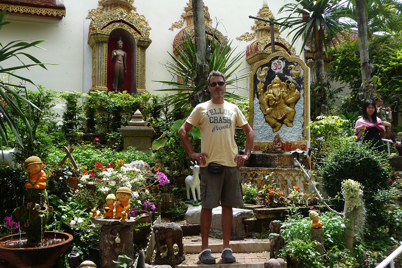 Aurel, pétasse romantique