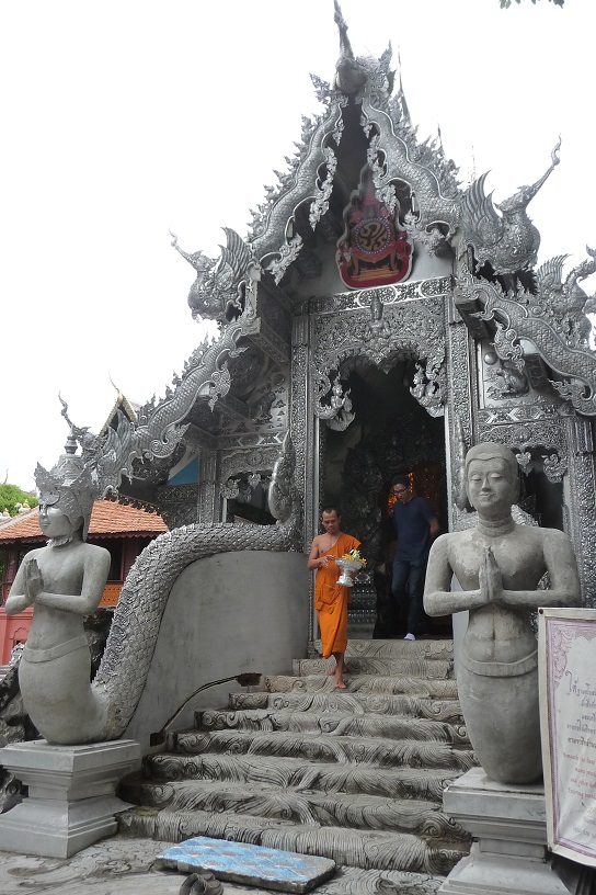 entrée-temple-argent